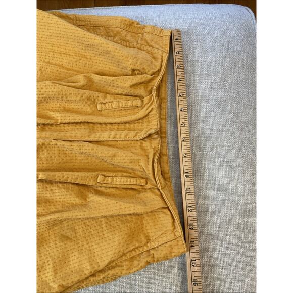 Baum Und Pferdgarten Women's 40 M/L Button Pleated Shorts No Belt Waist 29” - Picture 9 of 11